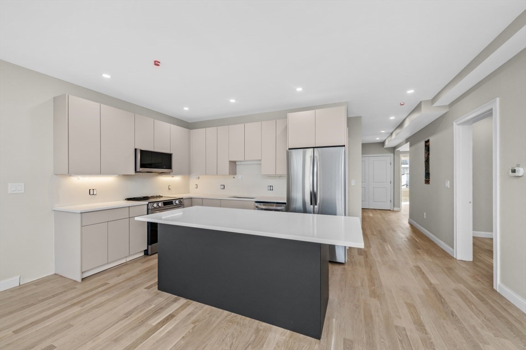 40 Waverly, Brighton