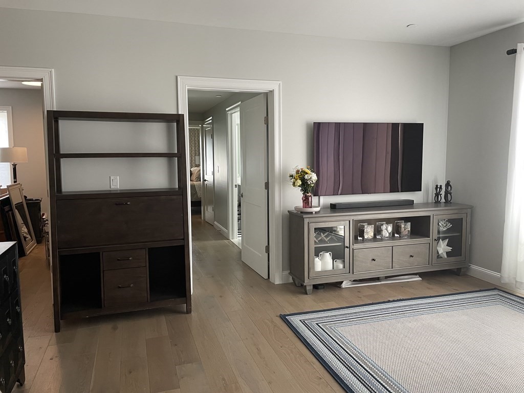 54 Pleasant St, Dorchester