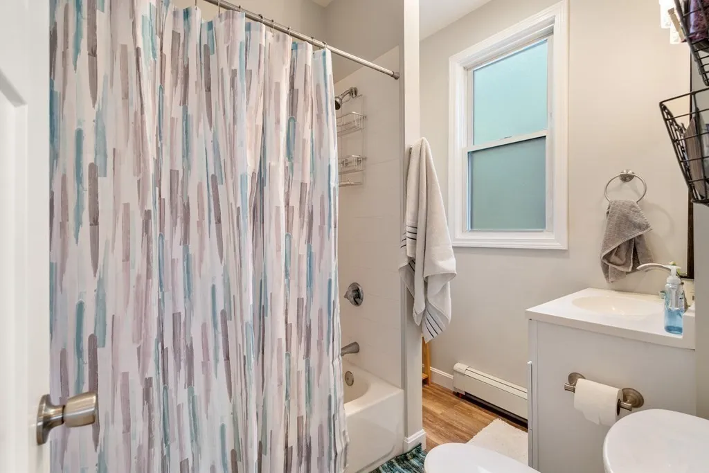 264 Maverick St, East Boston