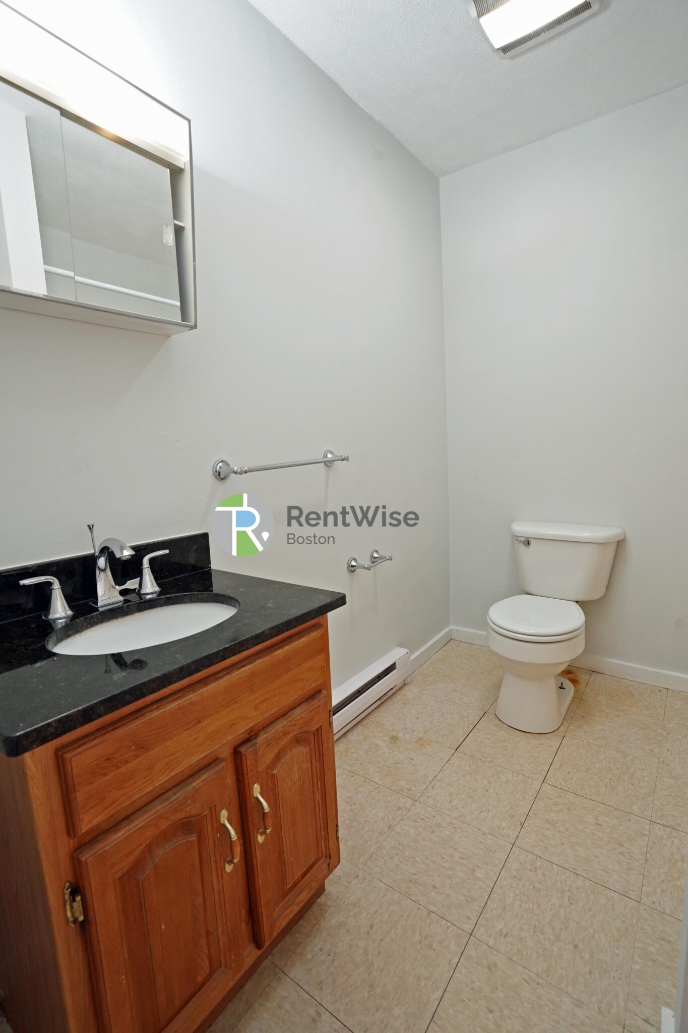 3 Schrepel Pl, South Boston