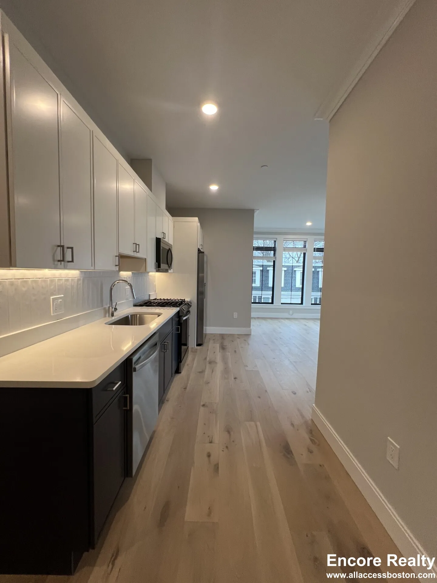 157 Everett St, Allston