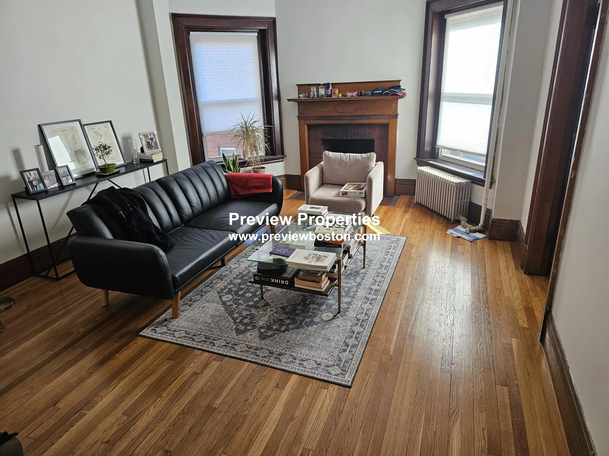 849 Beacon St, Fenway