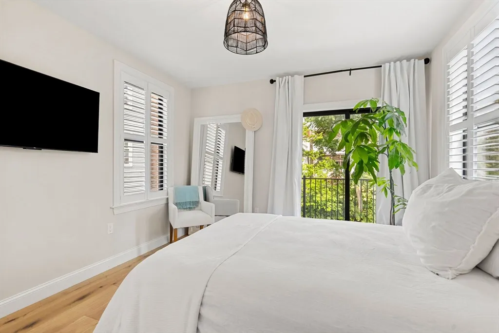 722 East 5th St, South Boston