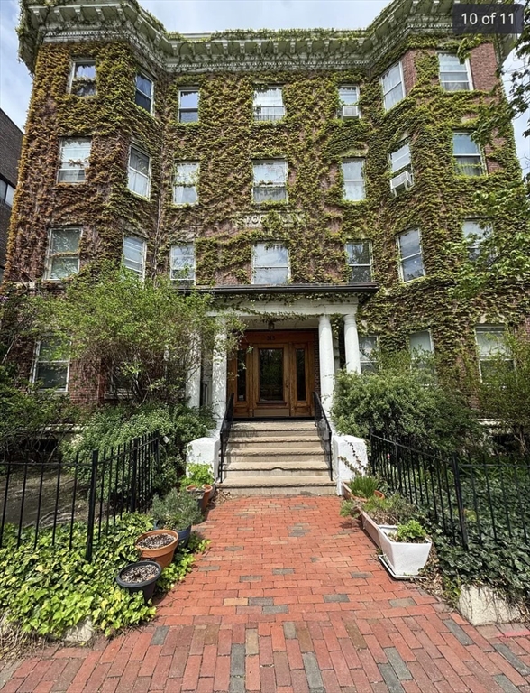 315 Harvard St, Mid-Cambridge