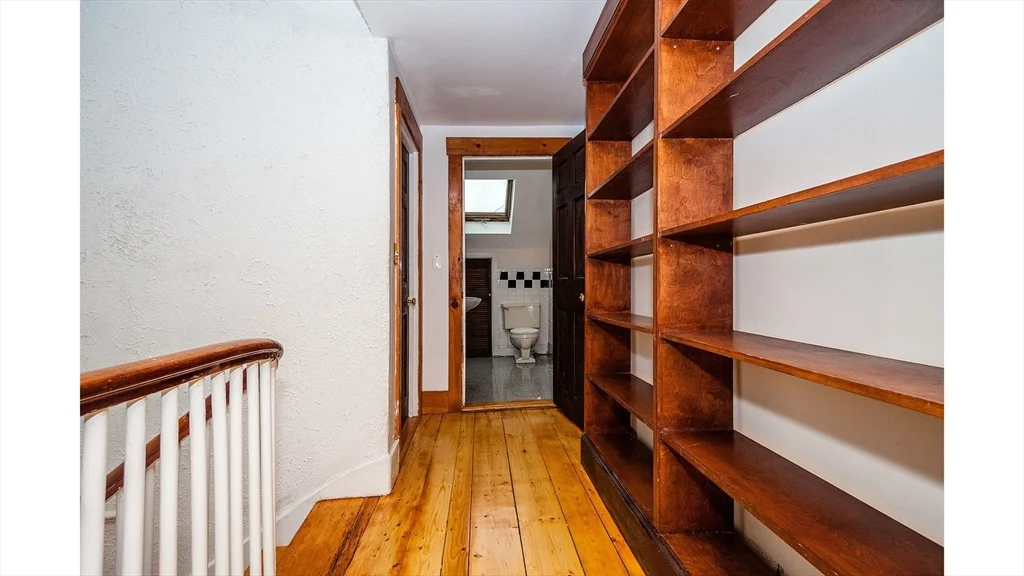 31 Myrtle St, Beacon Hill