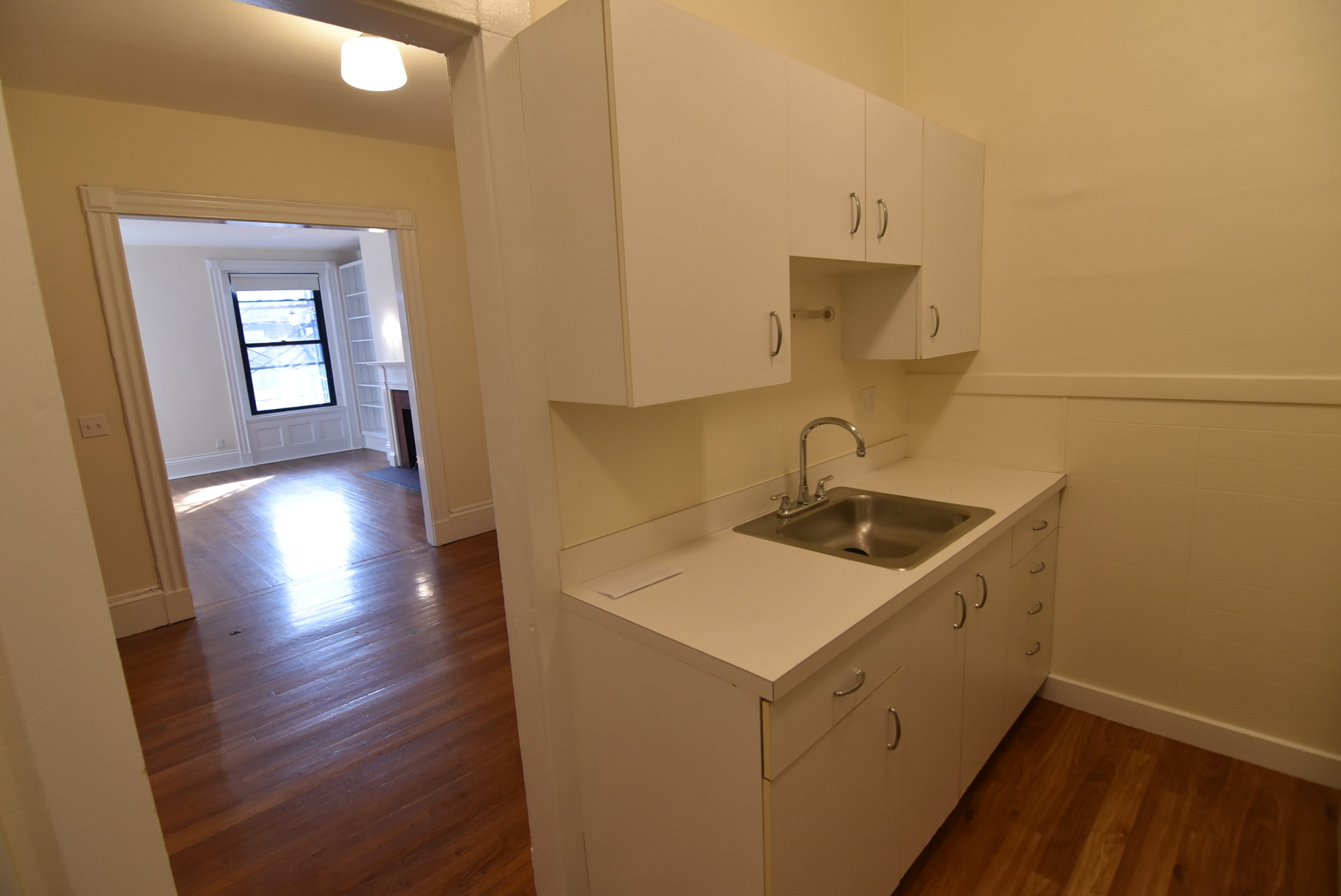 504 Beacon St, Fenway