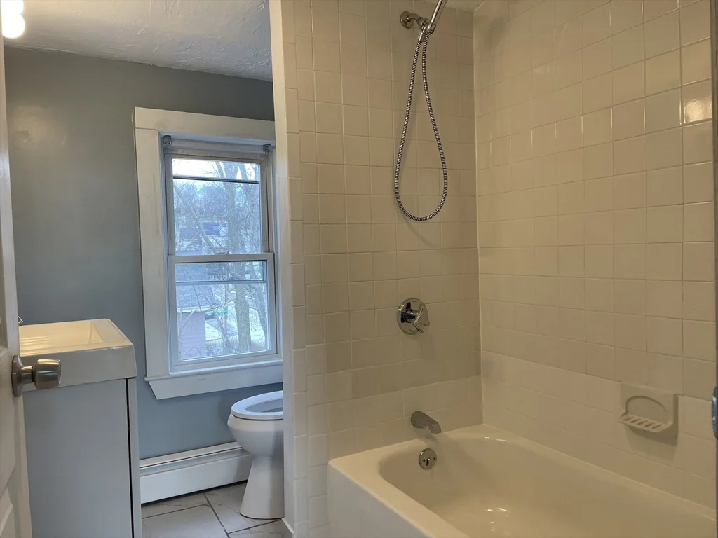 6 Beacon St, Hyde Park