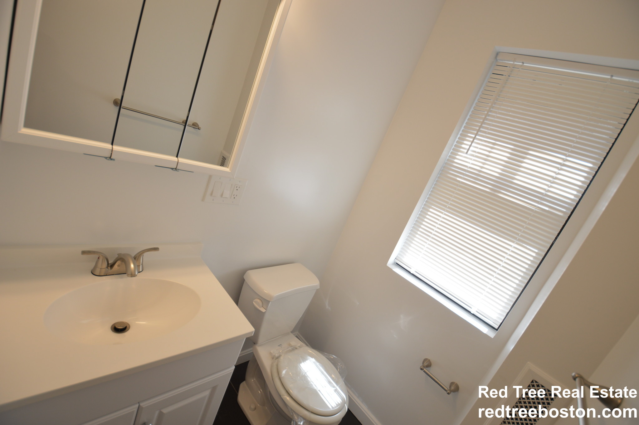 11 Peterborough St, Fenway