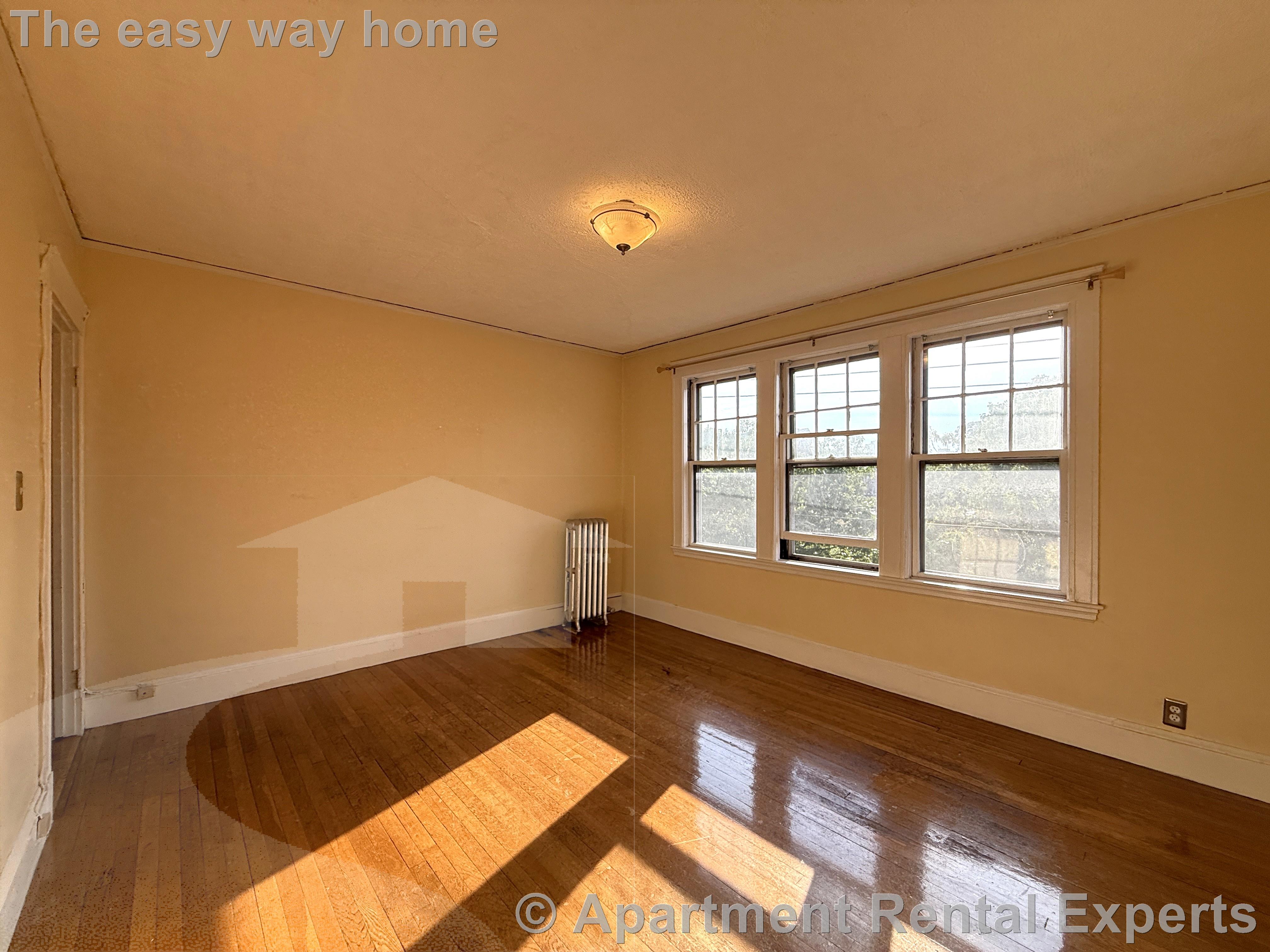 168 Norfolk St, Central Square