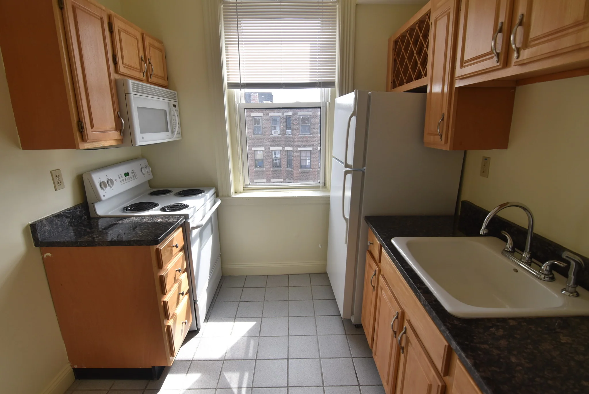 16 Queensberry St, Fenway