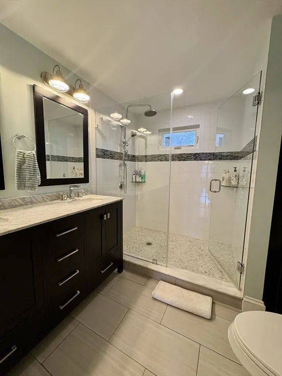 569 Commonwealth Ave, Newton