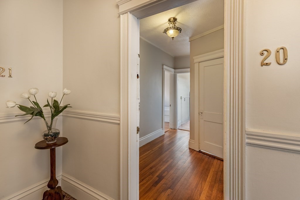 35 Queensberry St, Fenway