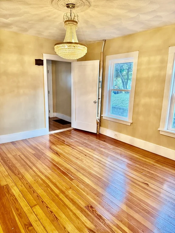 78 Summer St, Everett