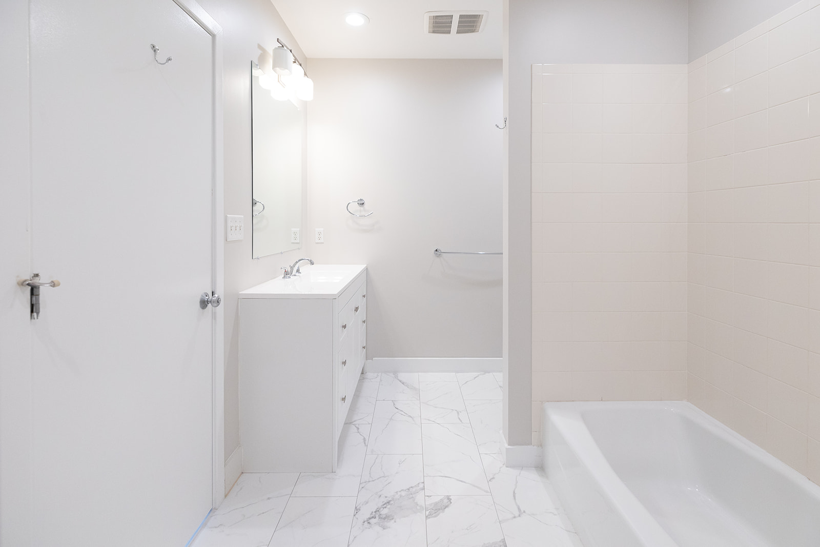 490 Harrison Ave, South End