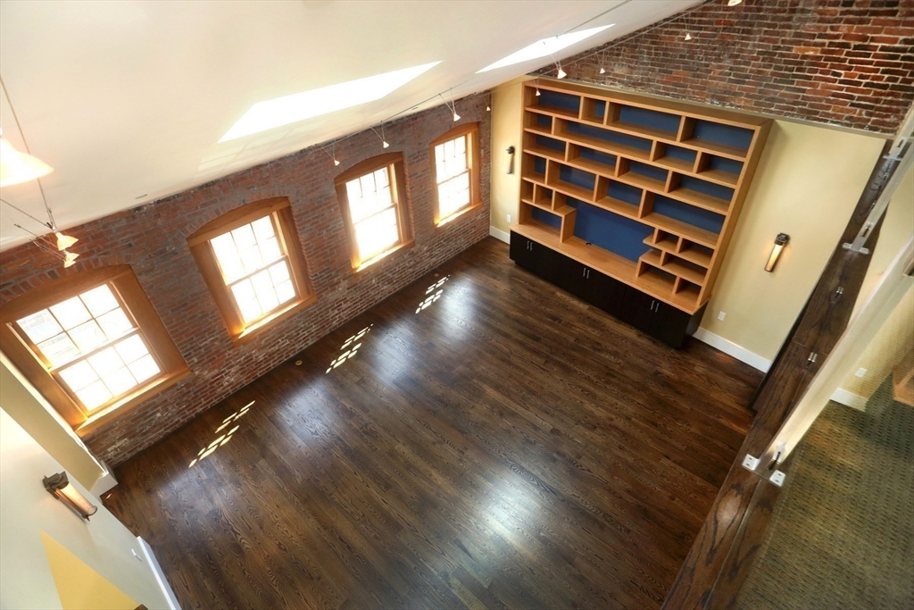 54 State, Newburyport