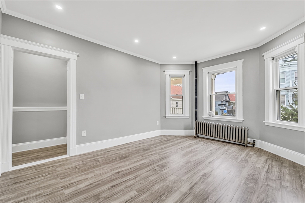 64 Topliff St, Boston