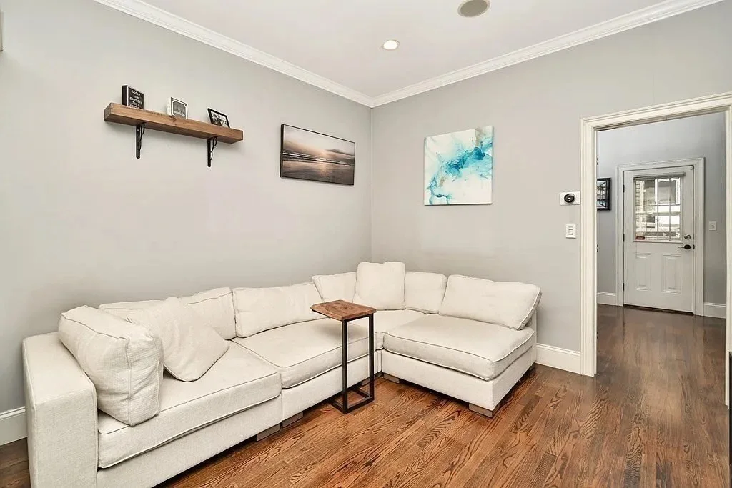 254 Bowen St, South Boston
