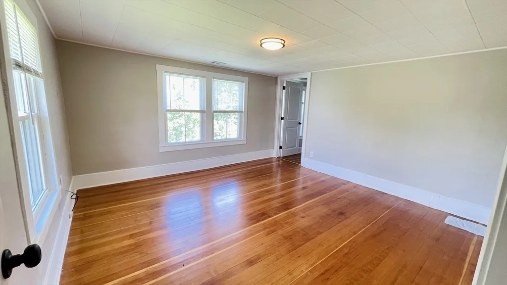 61 Hastings Rd, Southwick