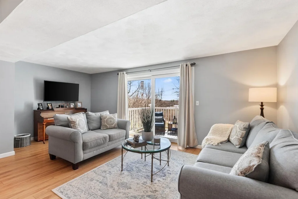 320 Newbury St, Danvers