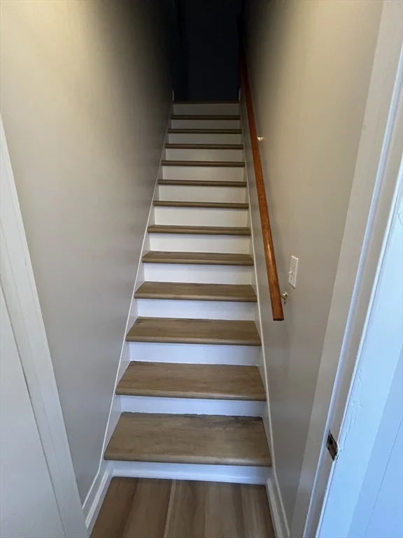 38 Everett St, Medford