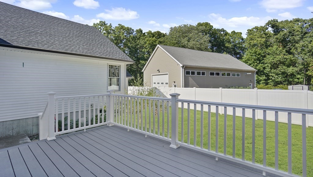 21 Arbor Ct, East Walpole