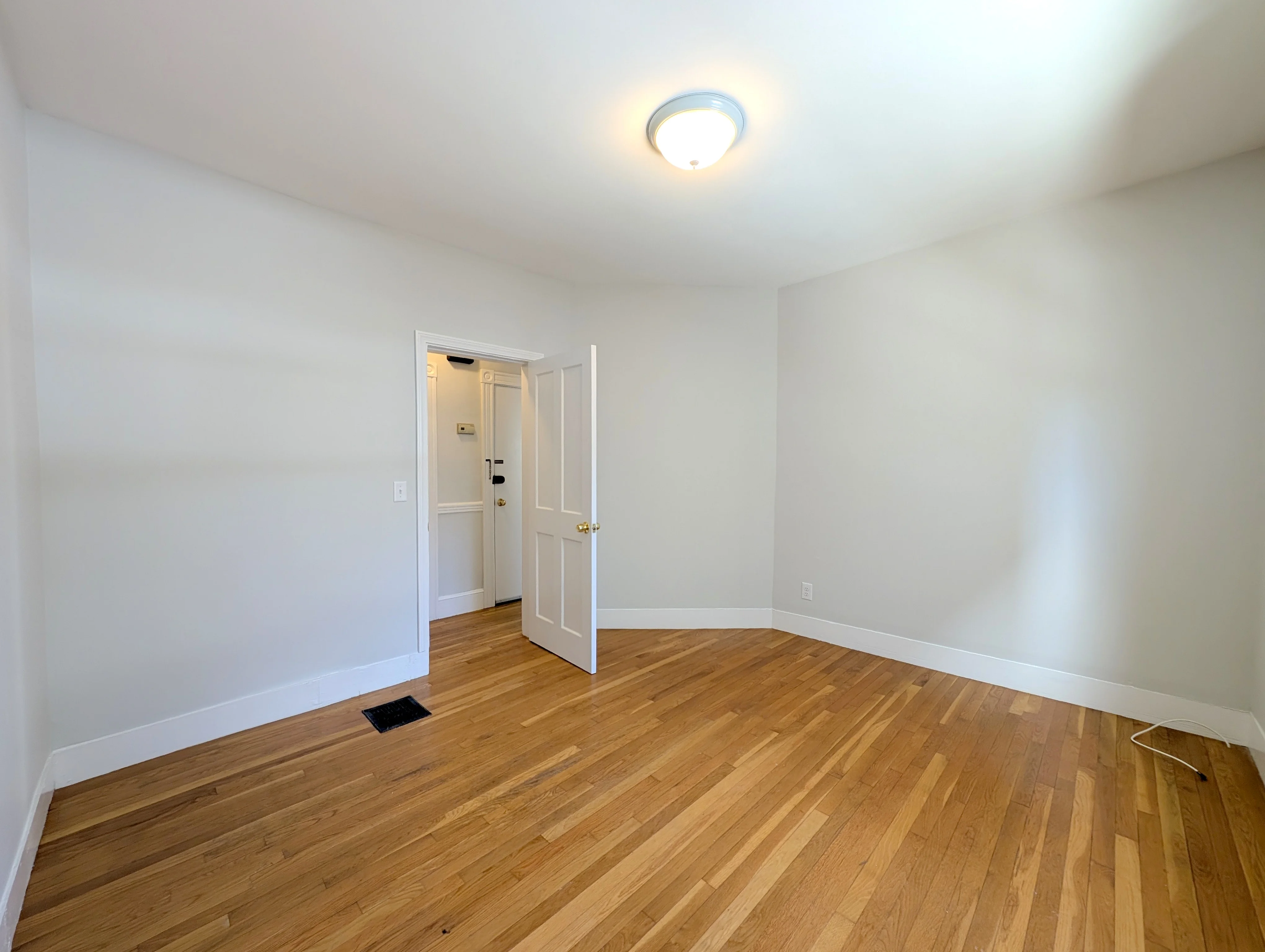 69 Raymond Ave, West Somerville