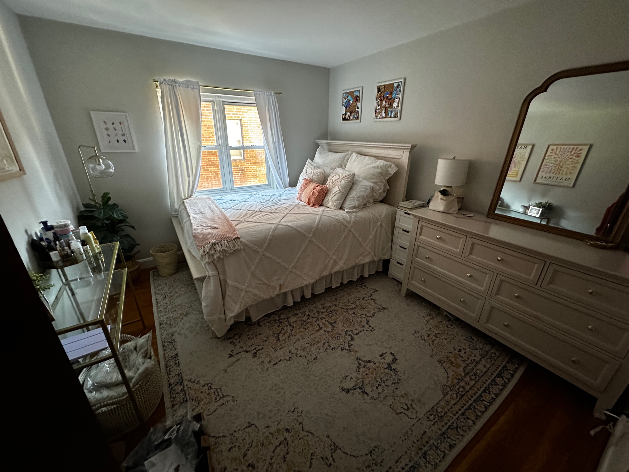 2 bed, 1 bath apartment for rent at 63 Selkirk Rd Unit 6., Brighton — photo 1 of 3