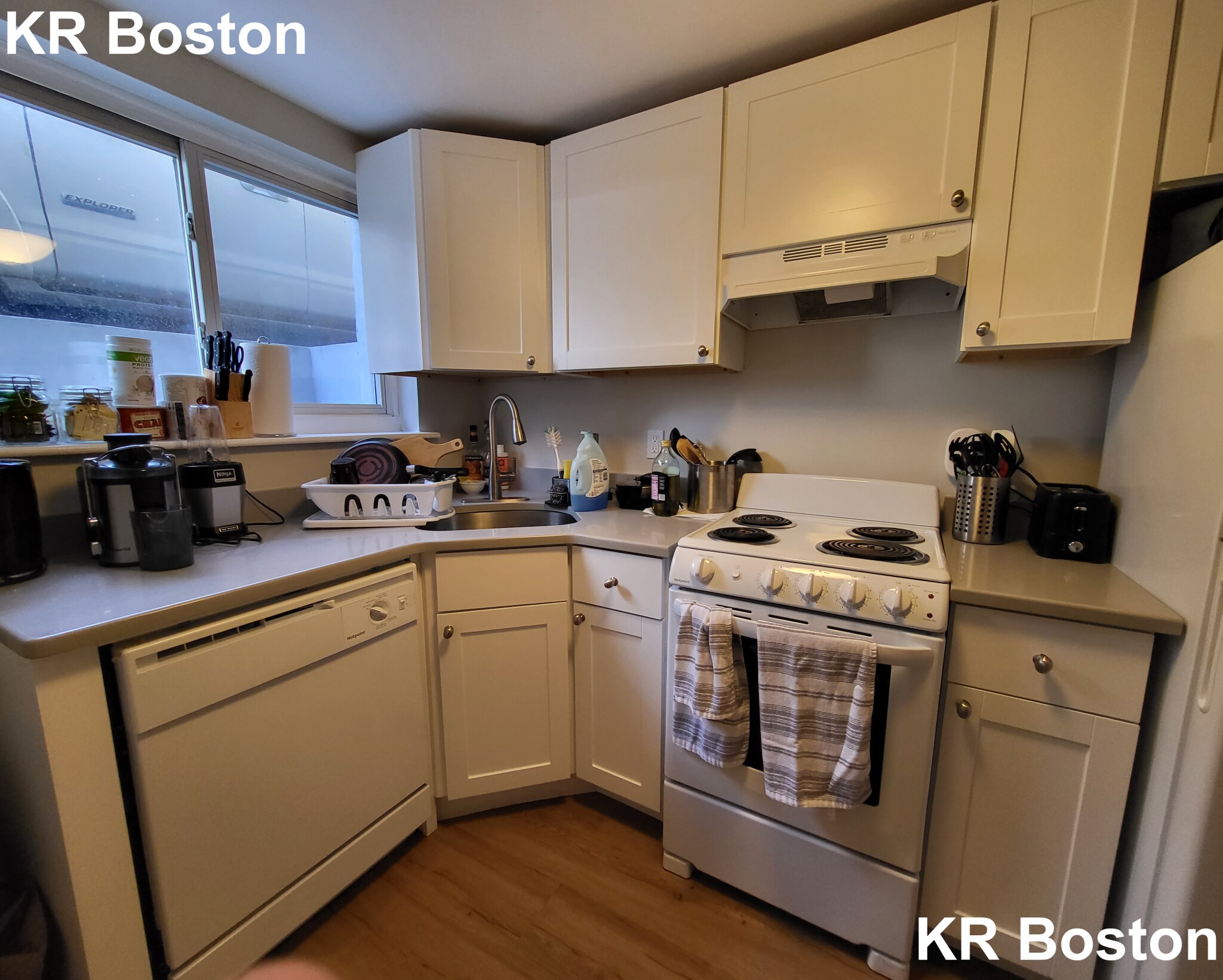 2 bed, 1 bath apartment for rent at 63 Selkirk Rd Unit 1a, Brighton — photo 2 of 3