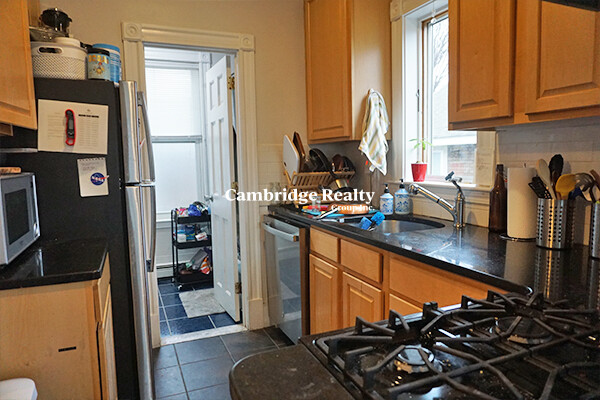 335 Beacon St, Ward Two