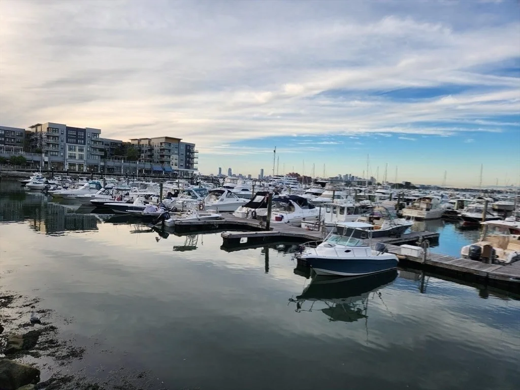 10 Seaport Dr, Marina Bay