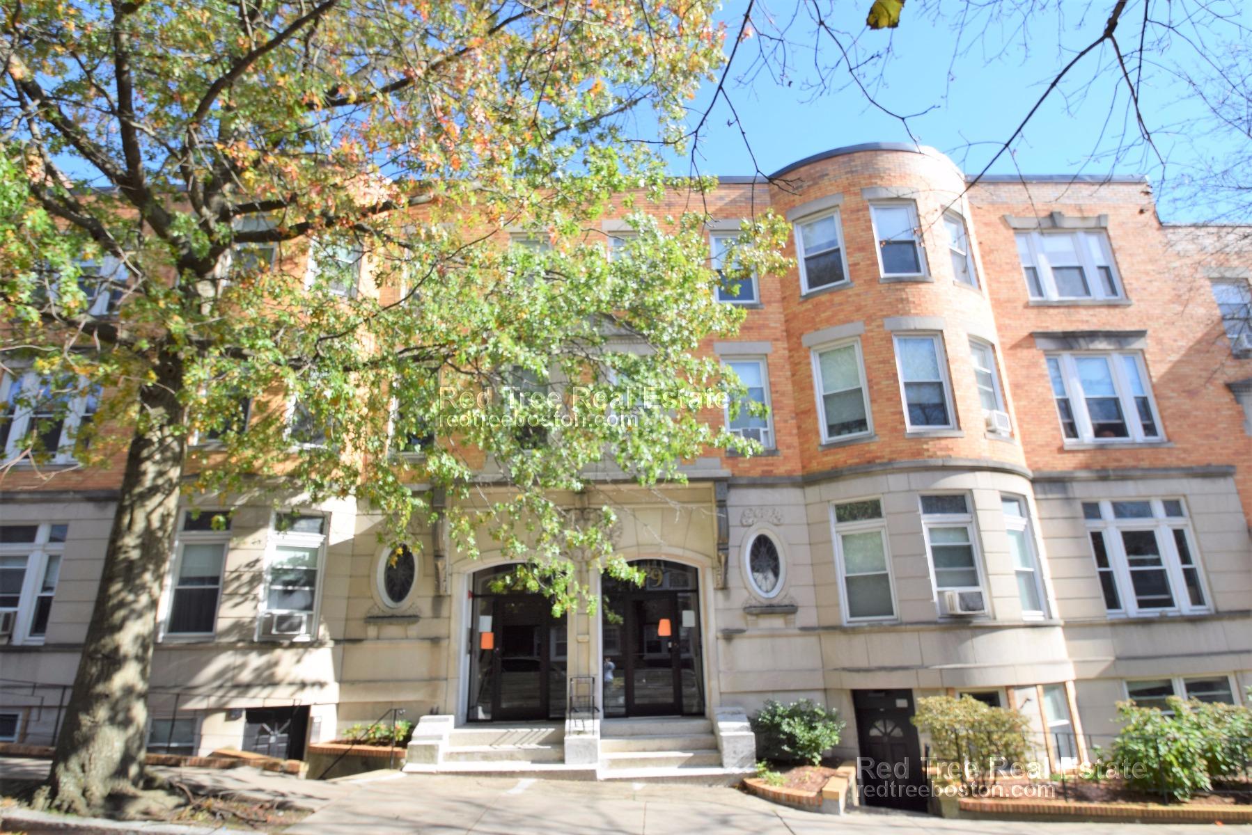 21 Fairbanks St, Griggs Park