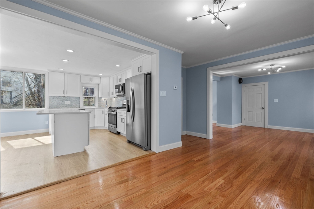 5 Fells Ave, Milford