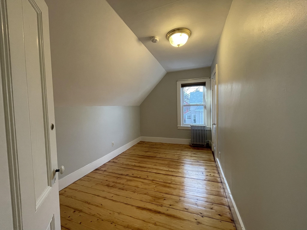 11 Maple Cir, Newton Corner