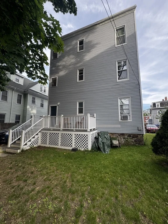 93 Easton St, Allston