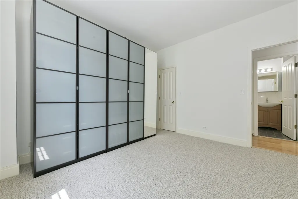 534 Beacon St, Back Bay