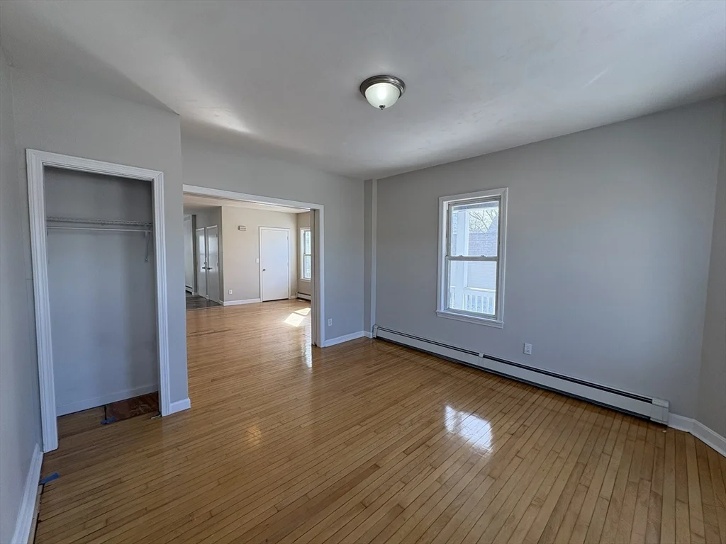 171 Pleasant St, Attleboro