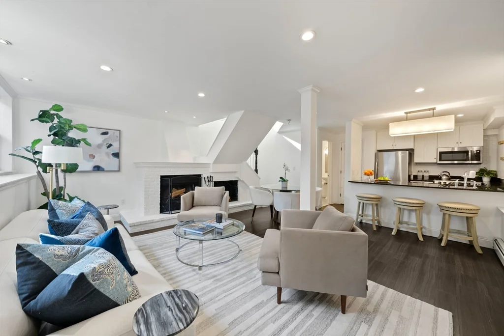 11 Appleton, South End