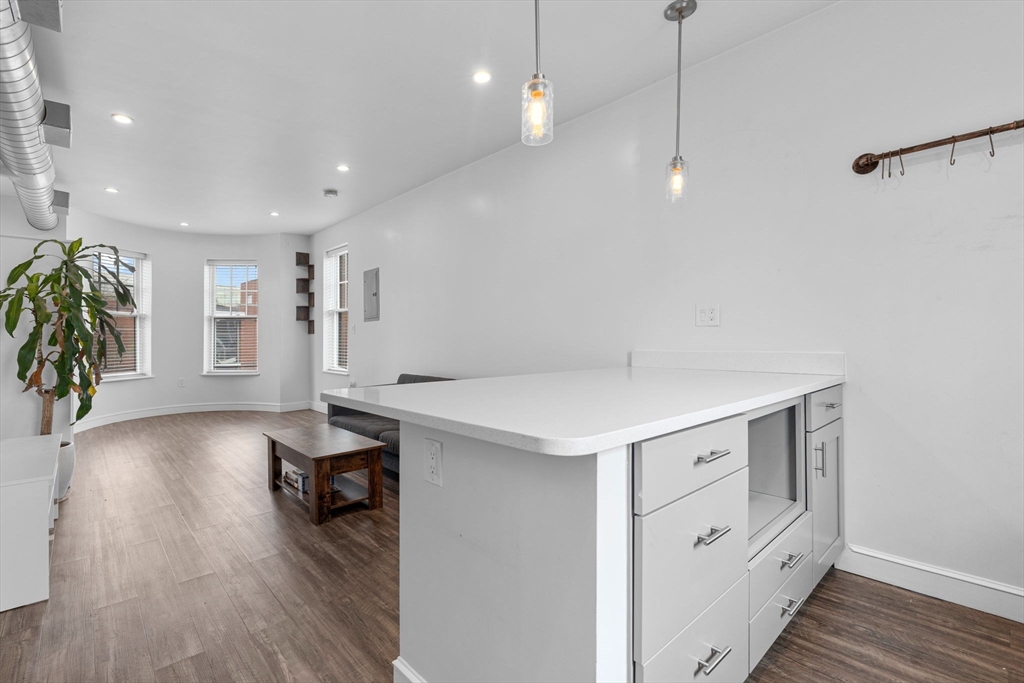 105 Broadway, Chelsea