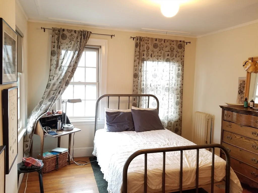 32 Shepard St, Neighborhood Nine