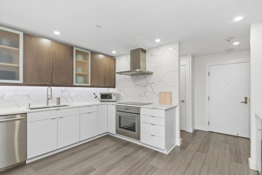 199 Coolidge Ave, East Watertown