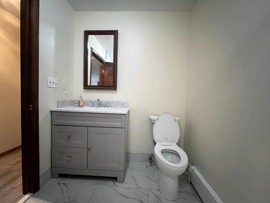 23 Hospital Rd, Templeton