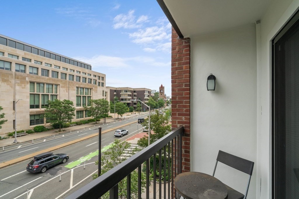 1600 Massachusetts Ave, Neighborhood Nine