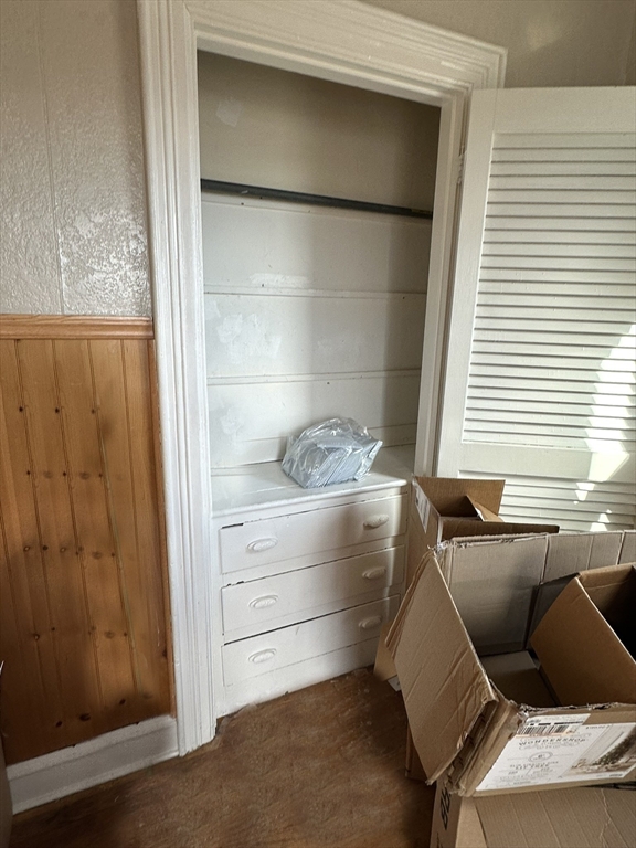 47 Hathaway St, Fall River