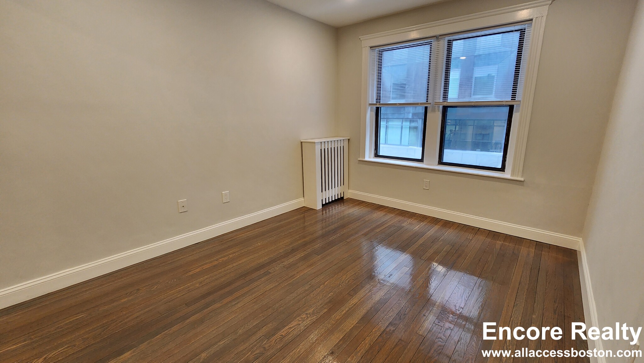 11 Peterborough St, Fenway