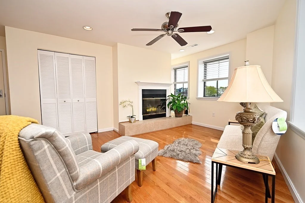 356 - 358 Main St, Charlestown