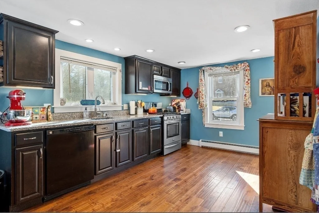 72 Ash St, Winchendon