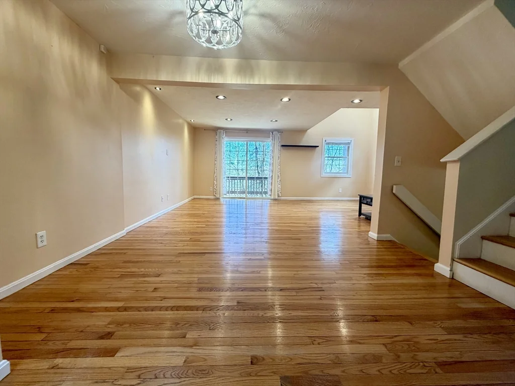 22 Gates Rd, Worcester