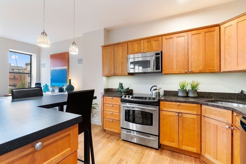 1 bed, 1 bath apartment for rent at 469 Shawmut Ave Unit 3, South End — photo 9 of 15