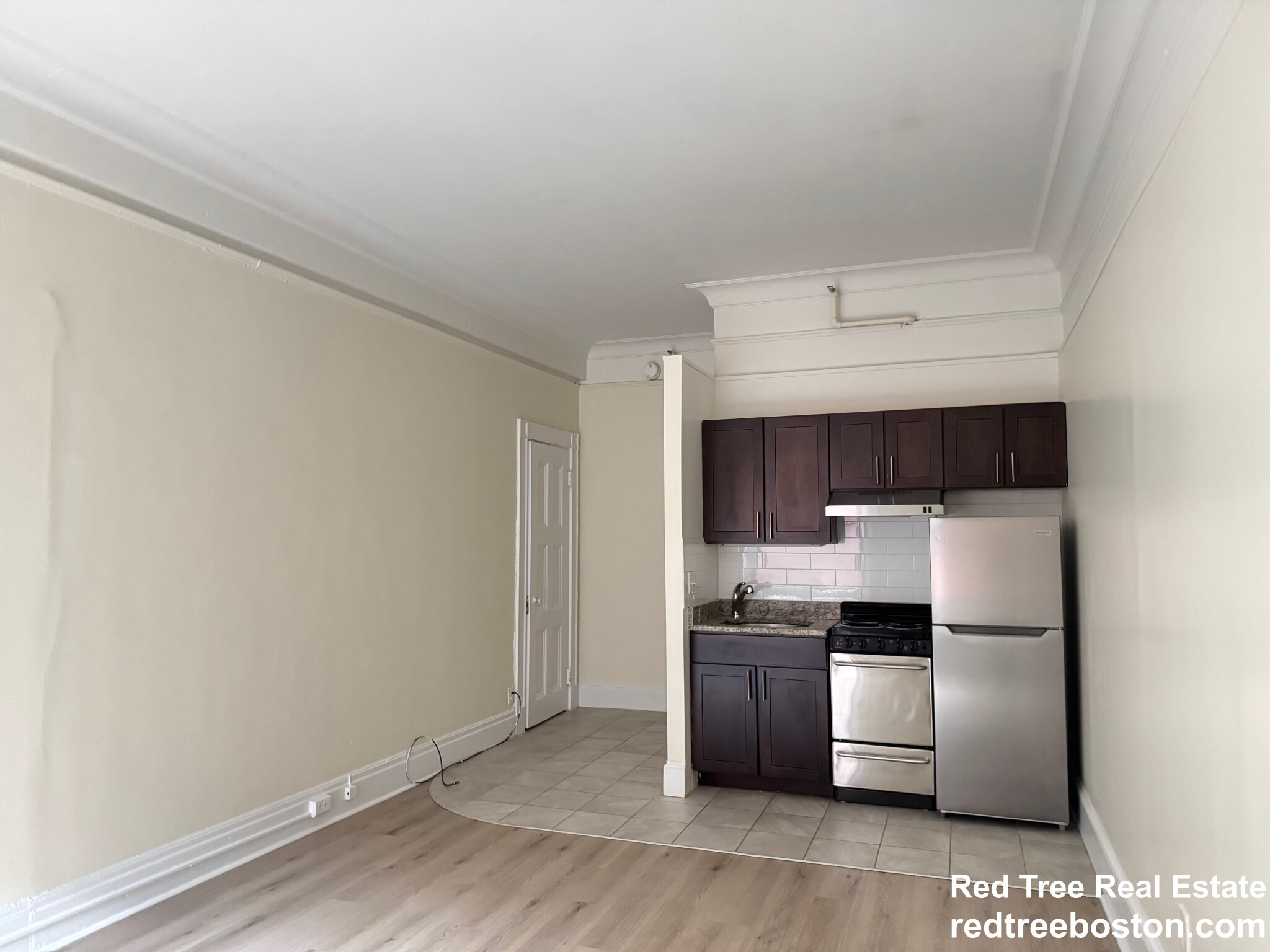 62 Boylston St, Midtown