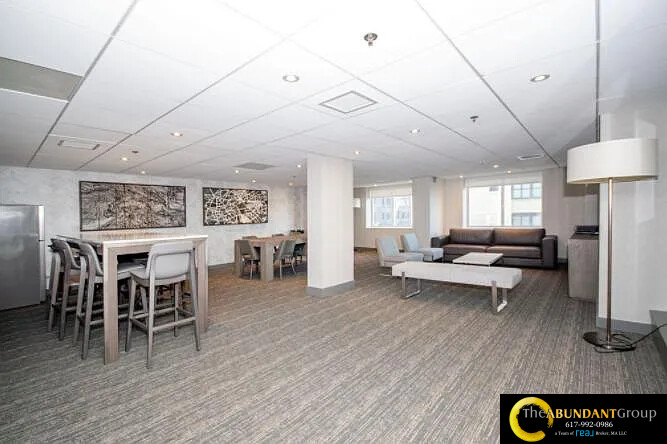 10 Museum Way, East Cambridge